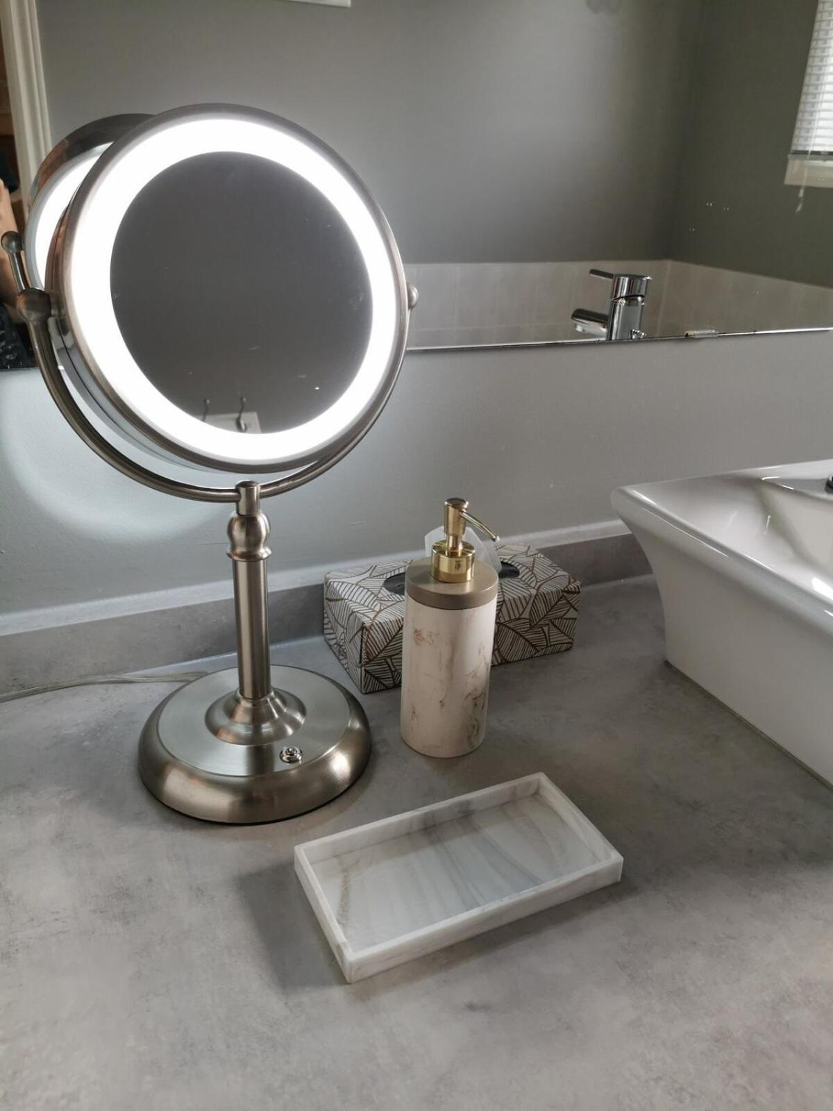 4 Bedroom 3 Washroom Charming Home In Markham With Warm Cozy Vibe ภายนอก รูปภาพ